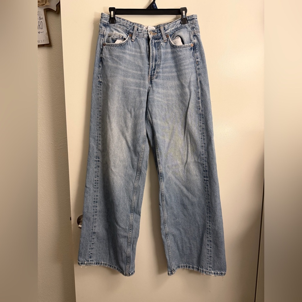 Zara Light Blue Flare Jeans - Picture 1 of 3